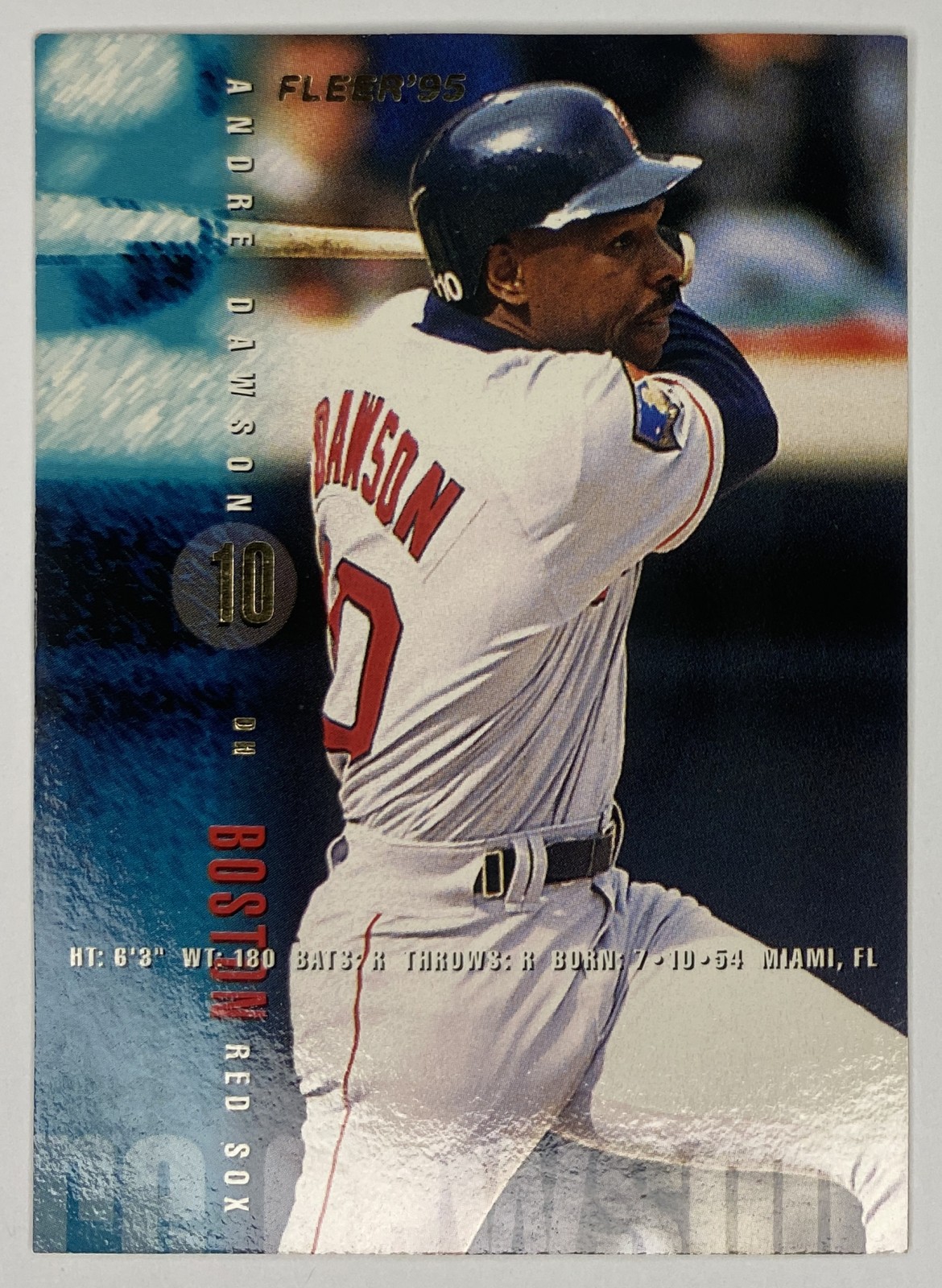 1995 Fleer Andre Dawson #28 Boston Red Sox Hall of Famer front