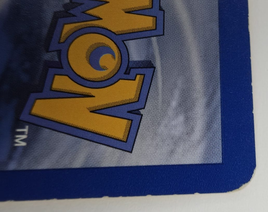 Entei back corner whitening close-up