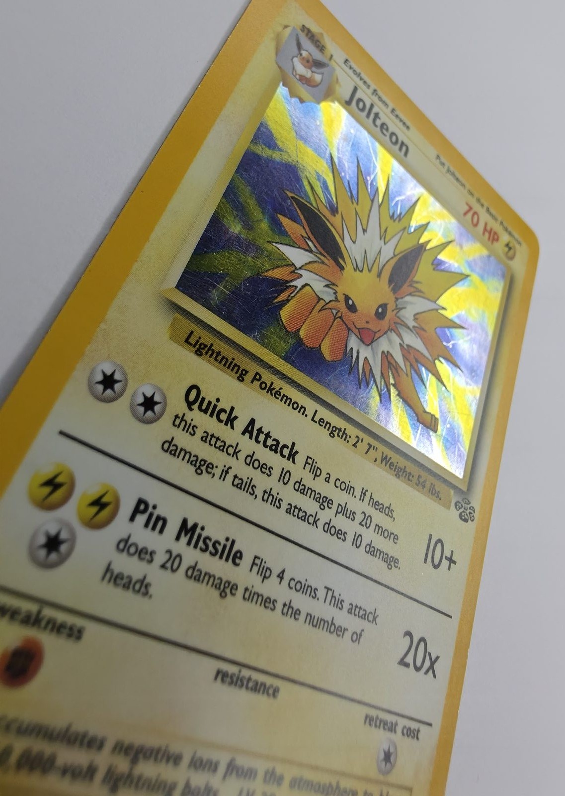 Jolteon holo angle close-up