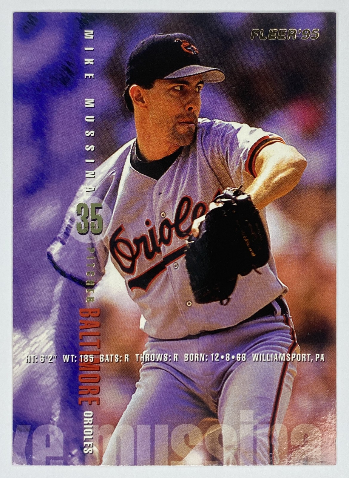 1995 Fleer Mike Mussina #15 Baltimore Orioles front
