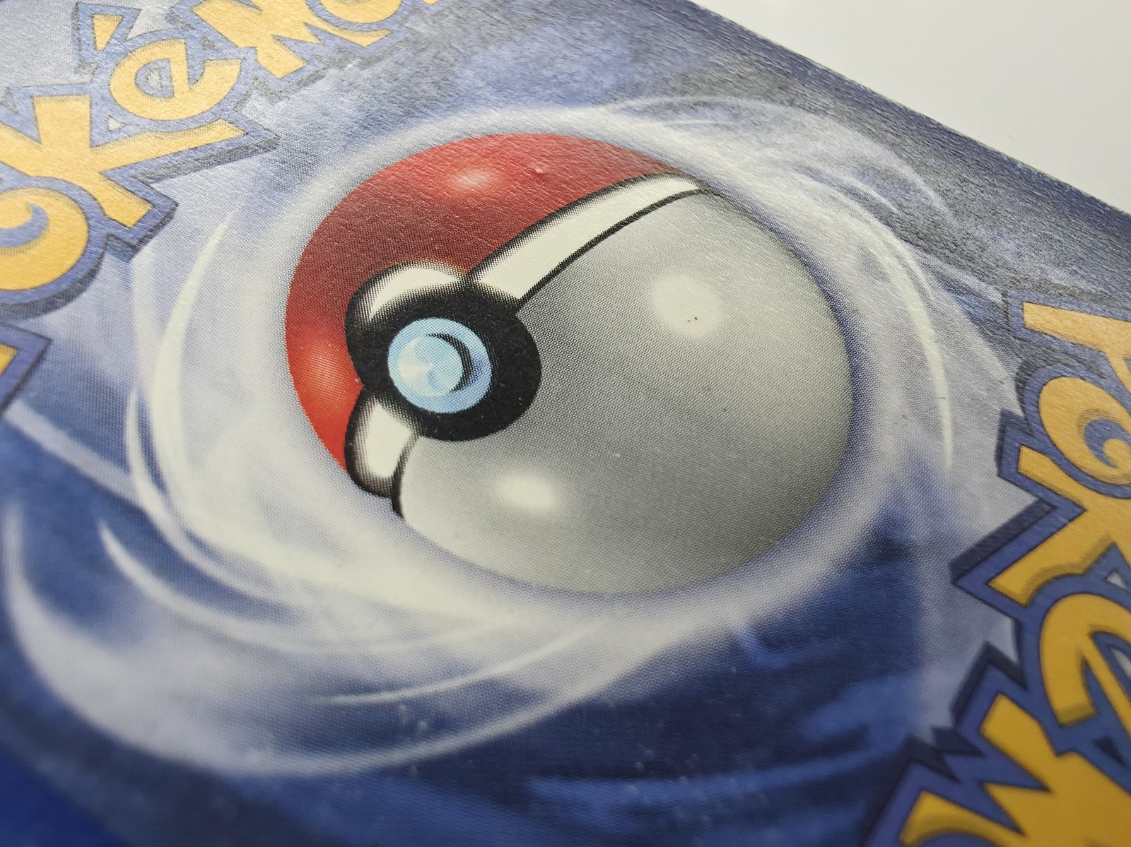Onix back, Poke Ball close-up